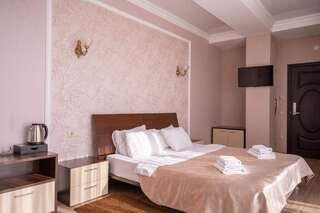 Гостиница Белладжио Сочи Стандартный двухместный номер с 1 кроватью или 2 отдельными кроватями-10